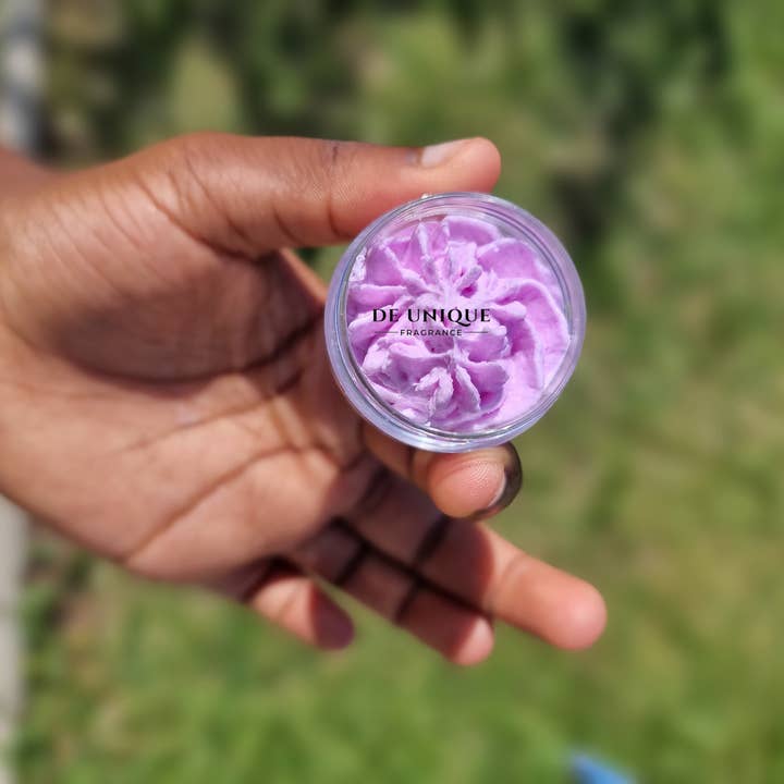 Whipped Body Scrub sample 10/ Gommage corps fouetté for wholesale by De Unique Fragrance