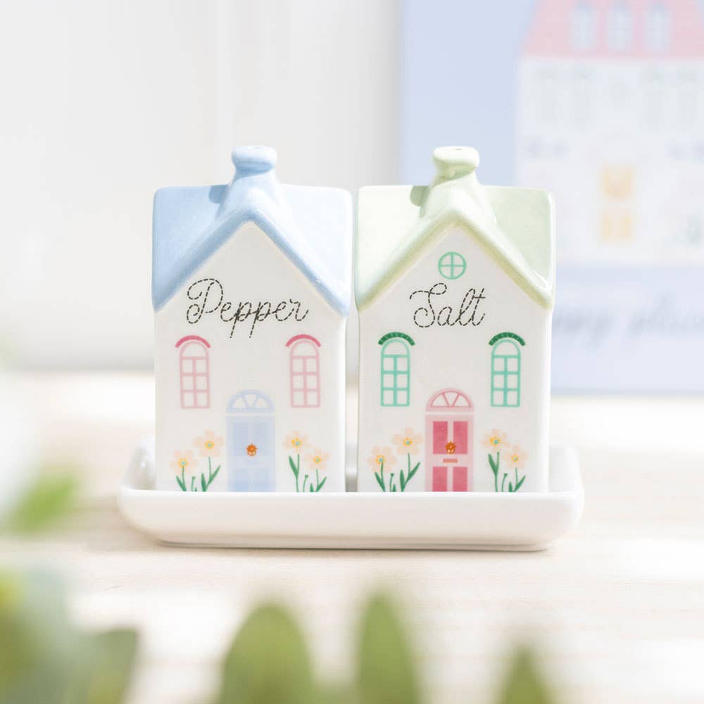 Something Different Wholesale – wholesale Salt & pepper shaker set – Pastel House Salt and Pepper Shakers