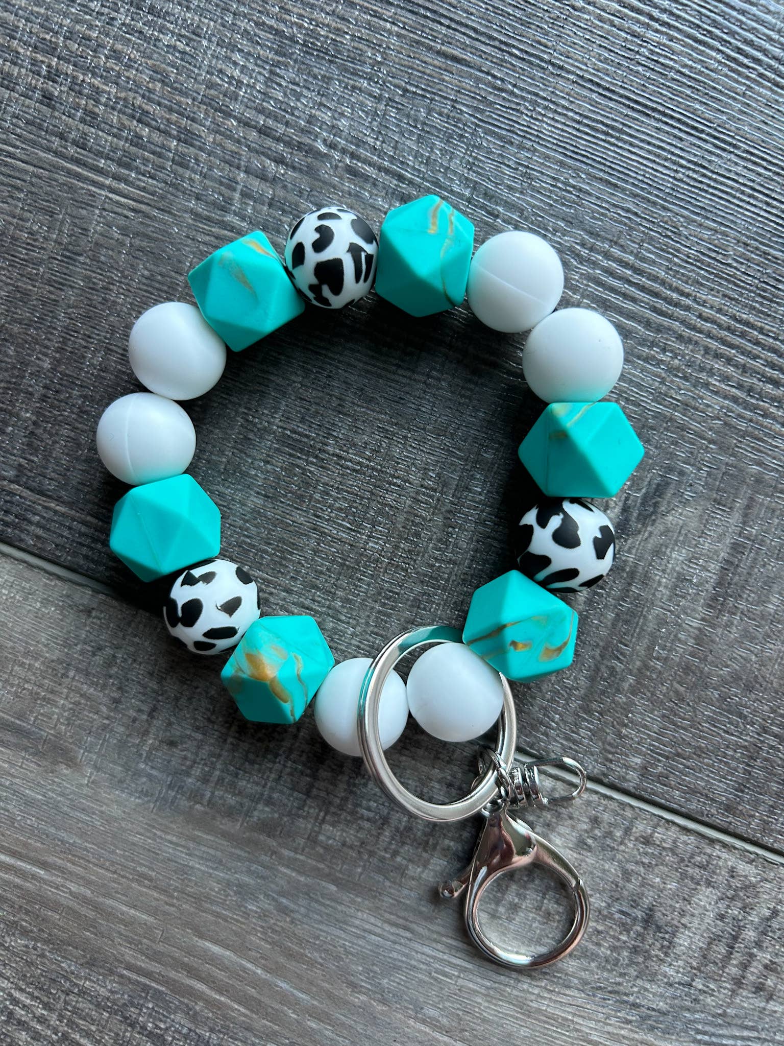 JILLIAN INK LLC - Wholesale Keychain Bracelet - Turquoise Silicone Beaded Keychain Bracelet1