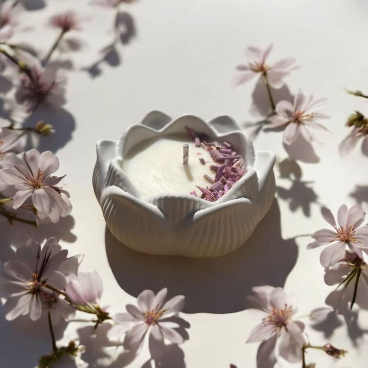 Naturaldreams8 - Wholesale Jar/Filled Candle - LOTUS FLOWER JASMINE & SANDALWOOD CANDLE