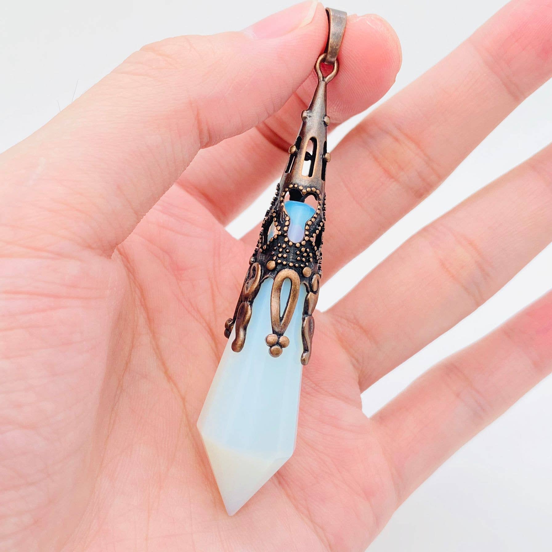 Mio Queena - Wholesale Spiritual Stone/Crystal - 12 Sided Shape Natural Stone Crystal  Chakra Pendulum - CS9