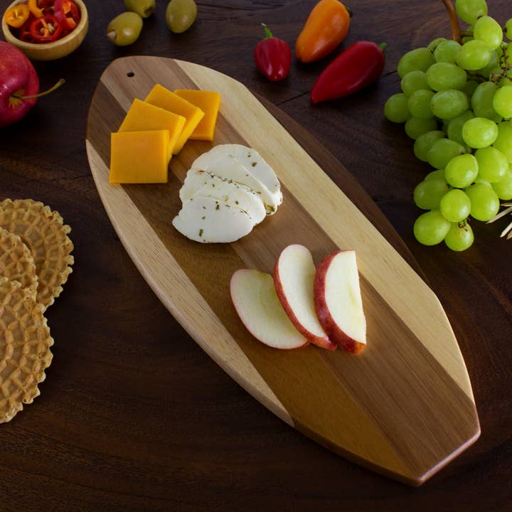 Totally Bamboo - Wholesale Cutting Board - Rock & Branch® Shiplap Li'l Surfer Surfboard Shaped Serving2