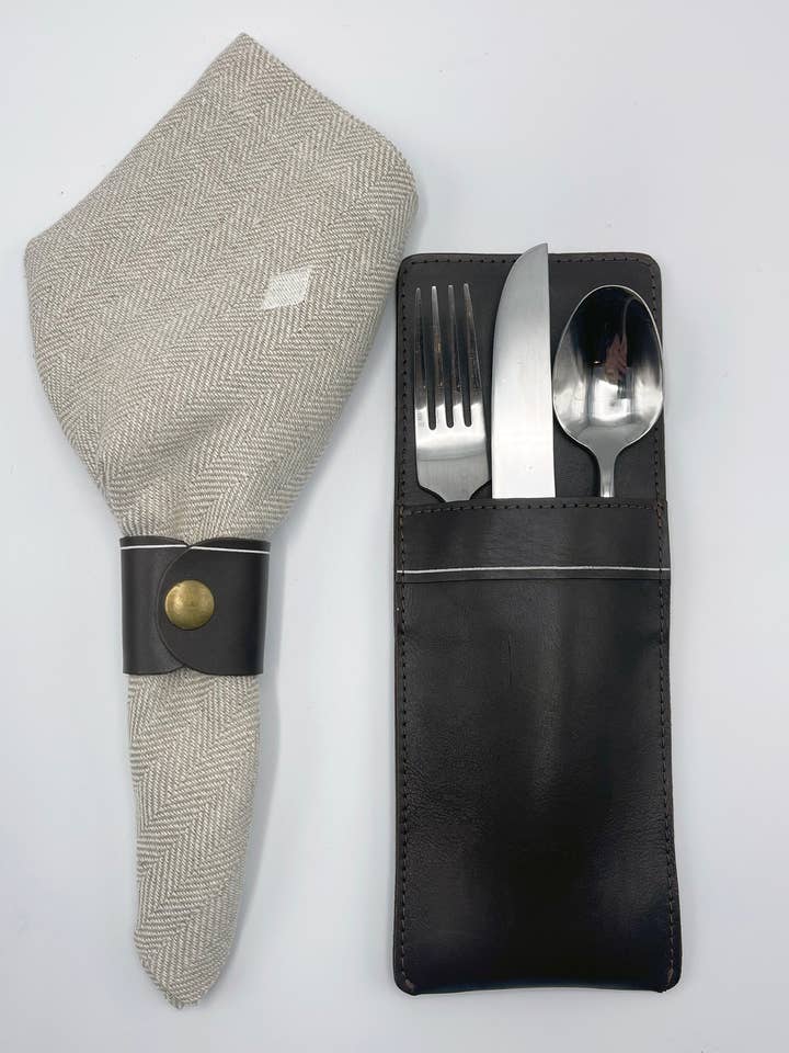 Bolsa de talheres de couro, para 3 peças de talheres (Castanho) por atacado de Studio Findings