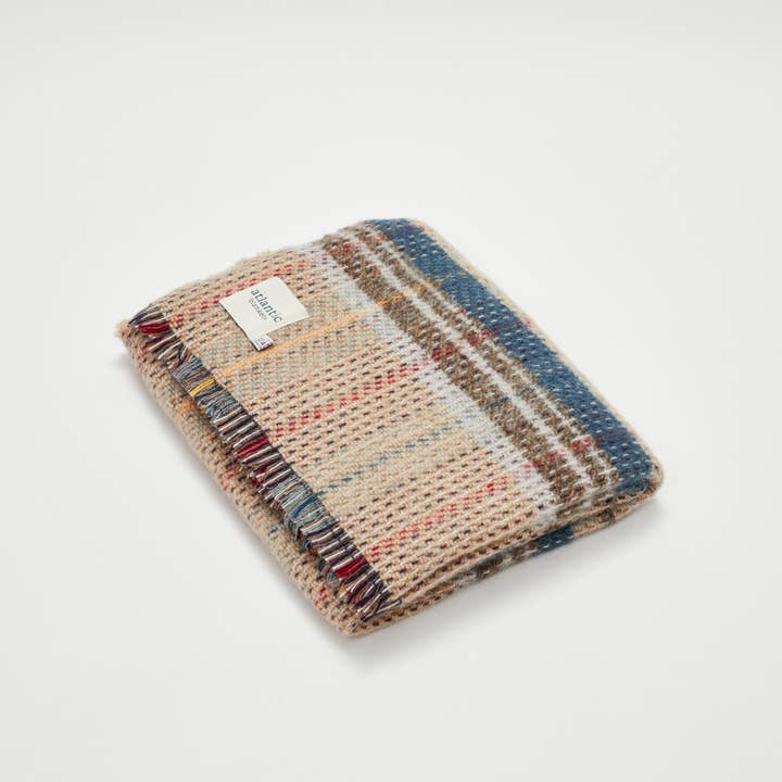 Atlantic Blankets - Wholesale Throw Blanket - Random Recycled Wool Blanket