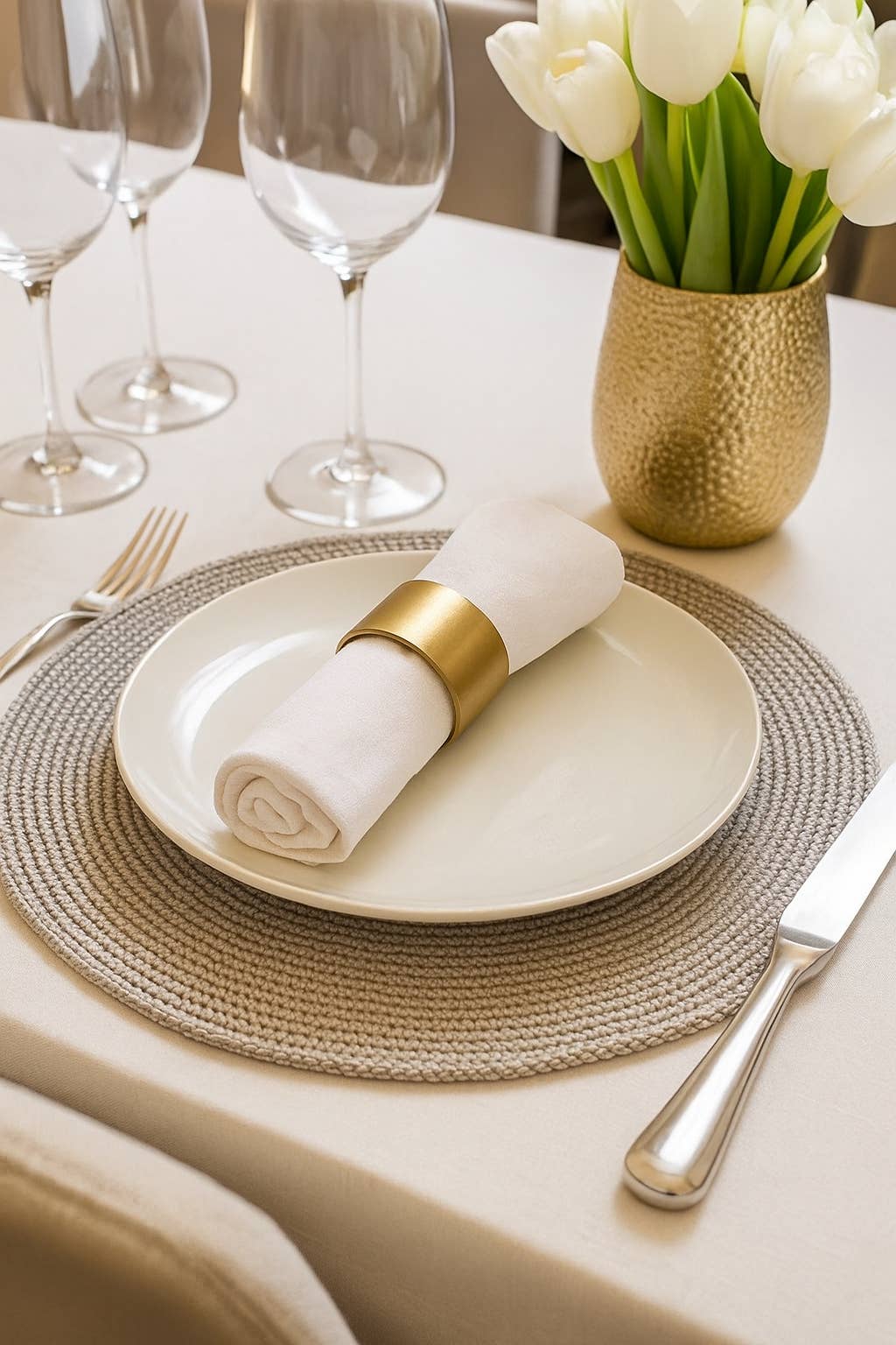 Fennco Styles - Wholesale Placemat - Silver Woven Round 14" Round Placemat