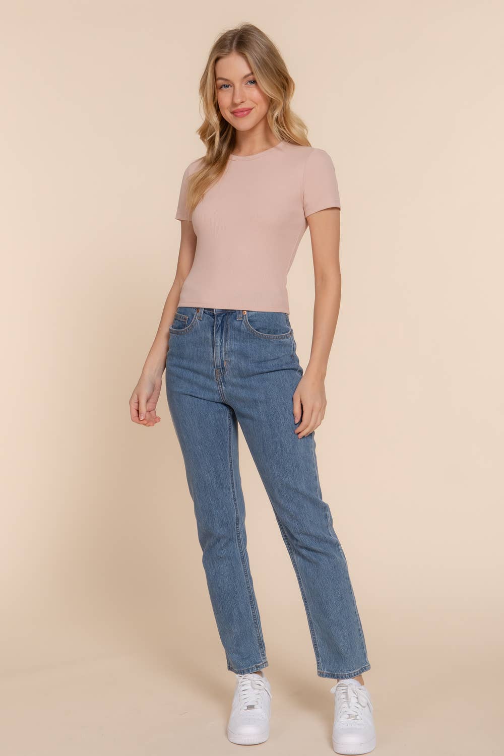 Active Basic | Active USA - Vendita all'ingrosso Top in maglia - Donna - Top a maniche corte con scollo tondo in cotone e spandex a costine16