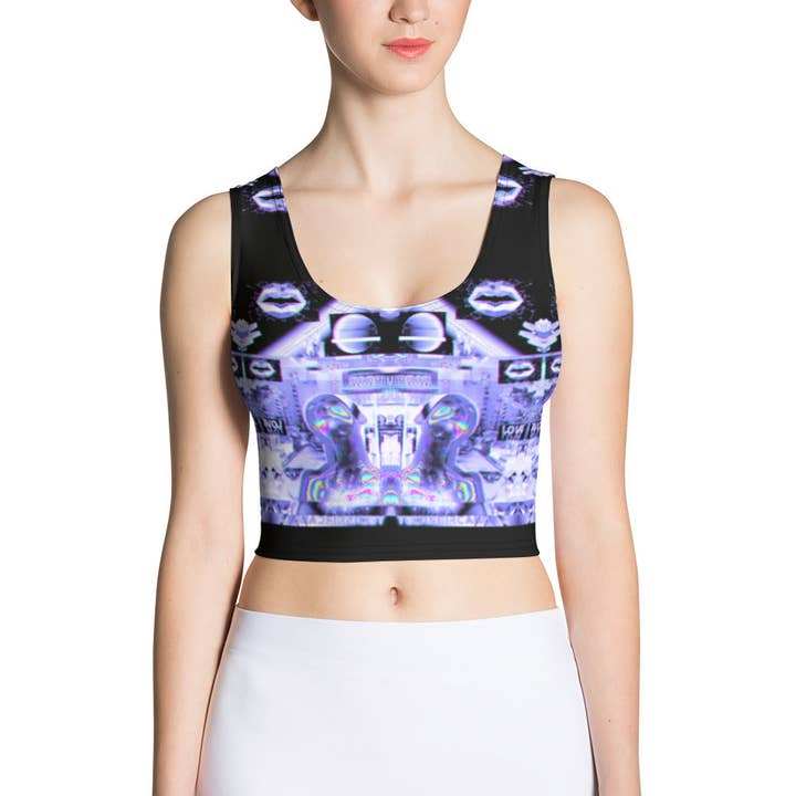 Liefde in de Metaverse Crop Top voor wholesale door TECHNOIRCANDY