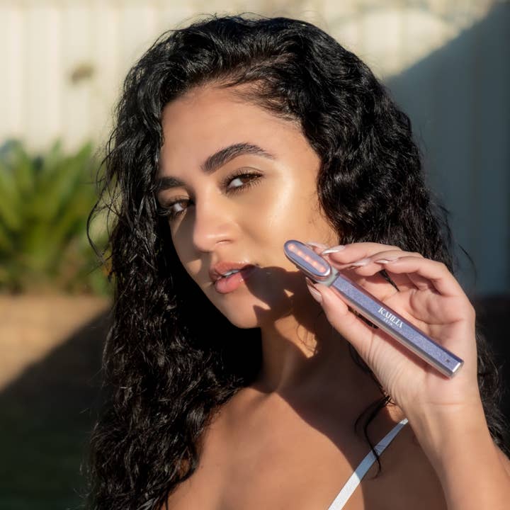 Kahlia Skin - Wholesale Electronic Skincare Device - LED Light Therapy Face Wand