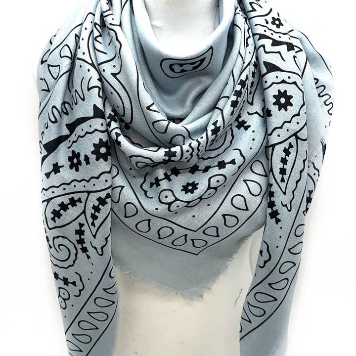 LINETA - Wholesale Scarf - Women's - A-6 Large square scarf with paisley print Fine material7
