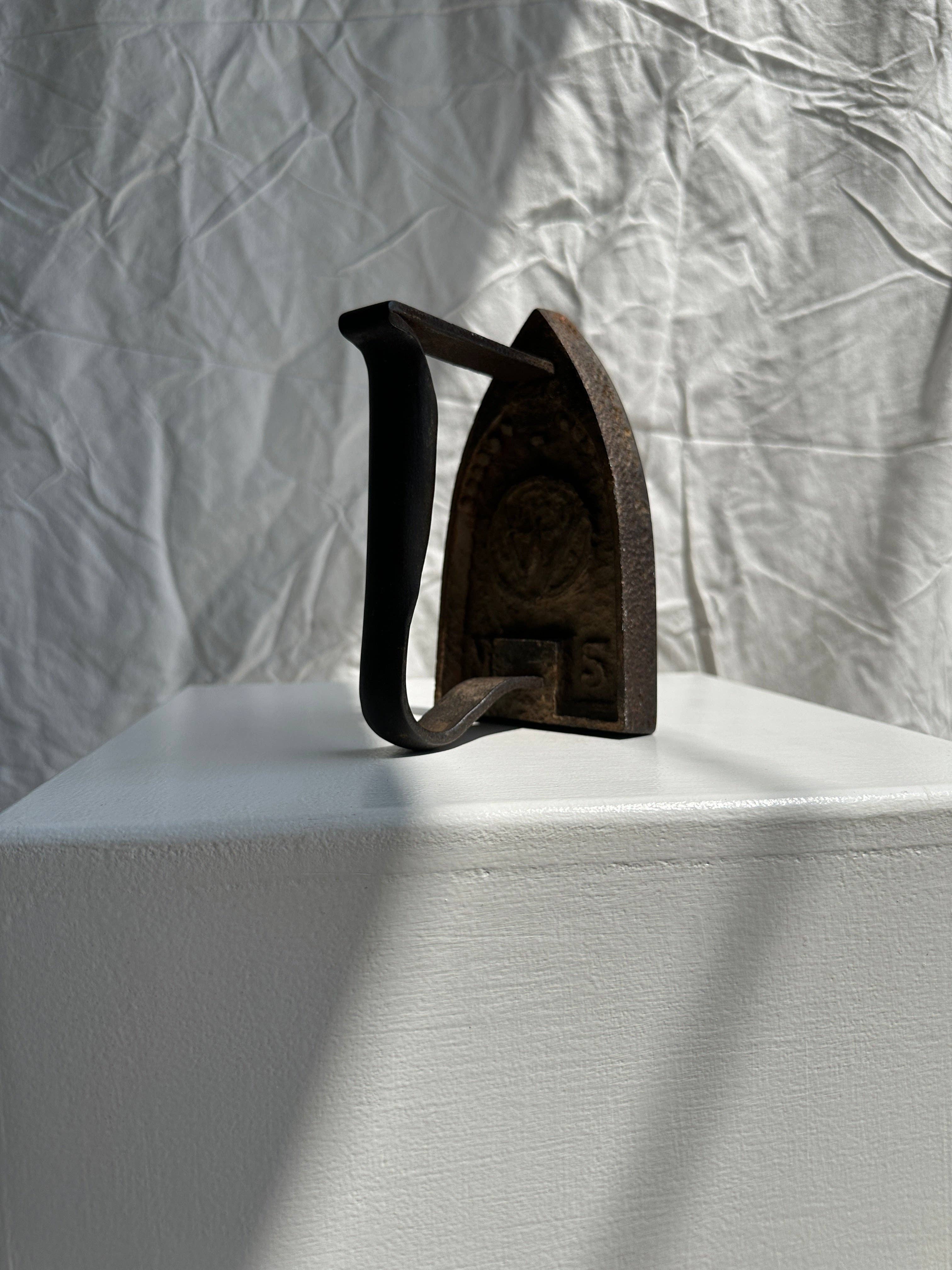 Office Objets - Wholesale Iron - Old iron6