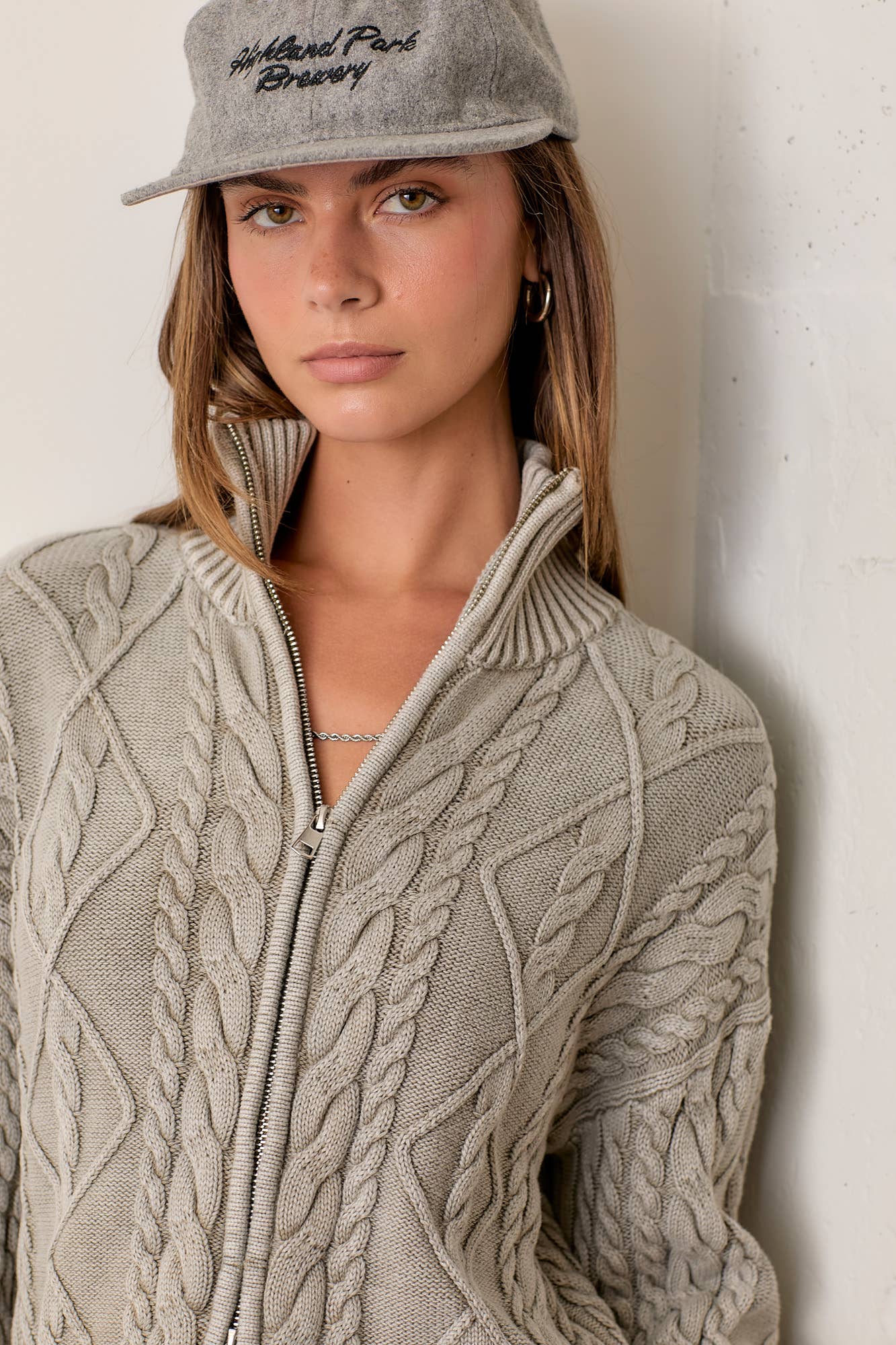 Promise LA - Wholesale Knit Sweater - Women's - Vintage vibe washed two way zip-up sweater13