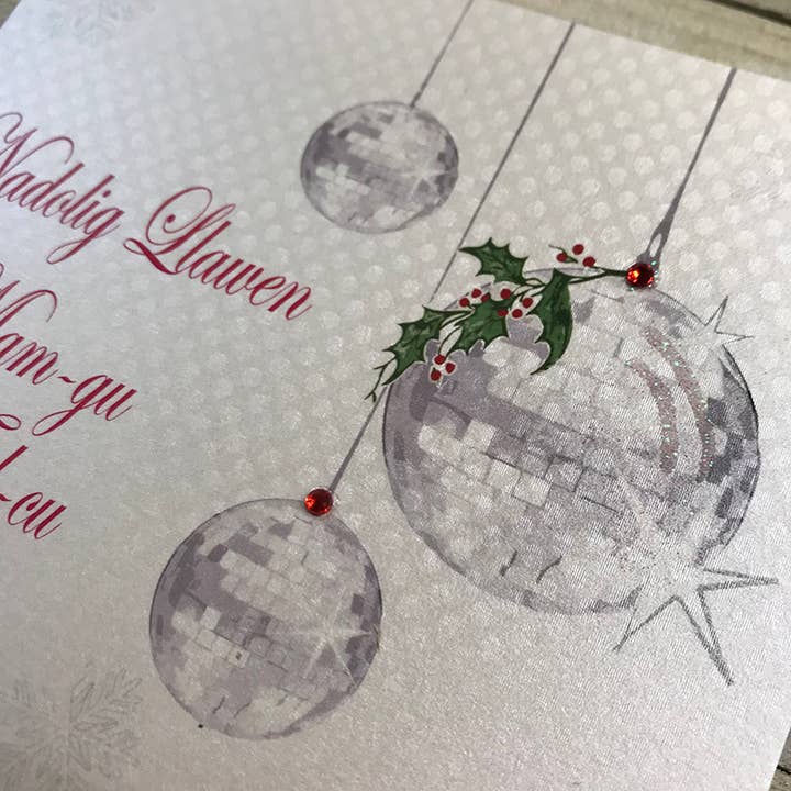 White Cotton Cards - Wholesale Christmas card - Nadolig Llawen Mam-Gu a Tad-Cu Disco Balls & Mistletoe1