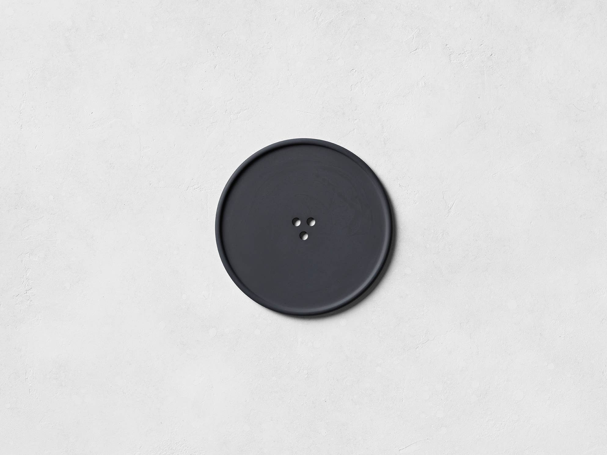 UME Studio – wholesale Prydnadsbricka – Bouton - Svart1