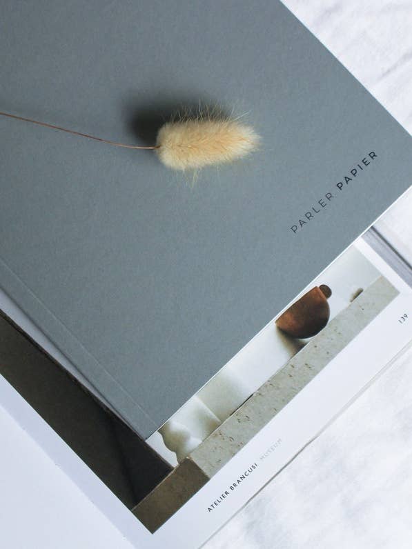 Carnet Gris A5 för wholesale av parler papier