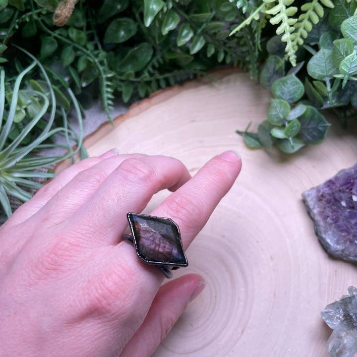 Copper Ashes - Wholesale Cocktail/Statement Ring - Purple Labradorite Ring Size 101