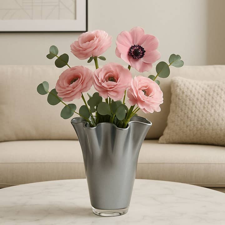 Vase glass wavy silver metallic Christmas glass vase for wholesale by Signature Home Collection GmbH