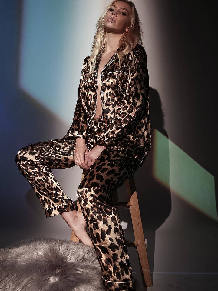 High-end Leopard Silky Pajama Sets for wholesale by Hope Horizon LLC