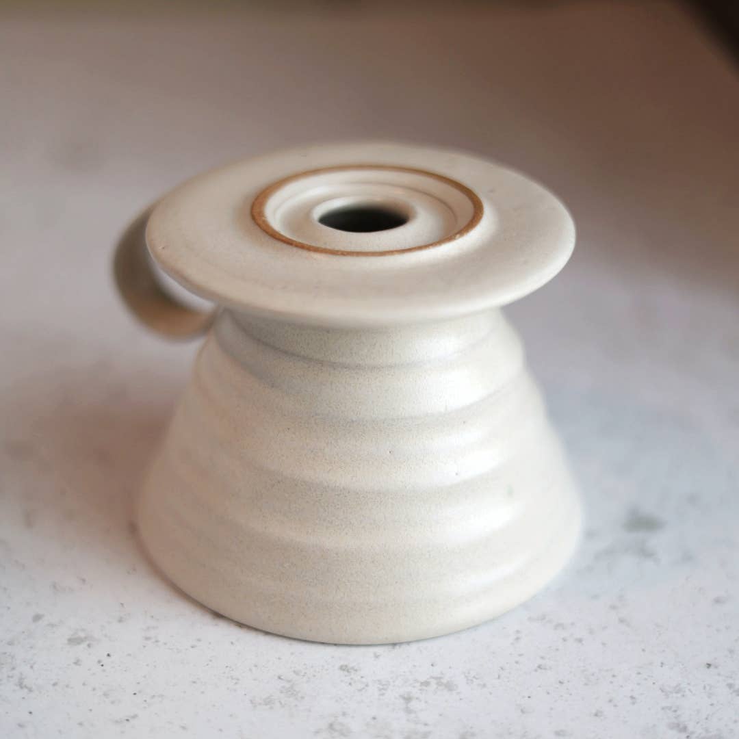 Gravesco Pottery – wholesale Pour-over & dripper – Handmade Ceramic V60 Coffee Dripper in 2 Color Options8