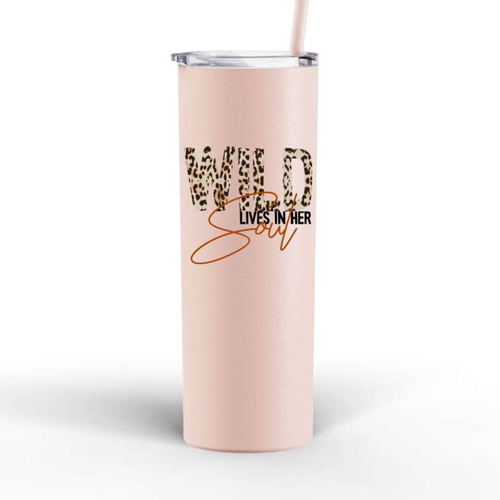 Gobelet skinny Wild Lives in Her Soul Boho 20 oz pour la vente par The Sign Factory TX