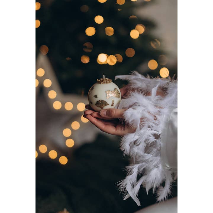 SVICHKA - Wholesale Pillar Candle - Glass-Effect Christmas Bauble Candle2