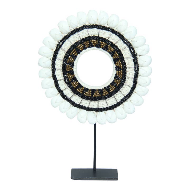 Shell necklace on standard Indra for wholesale by EARTHWARE