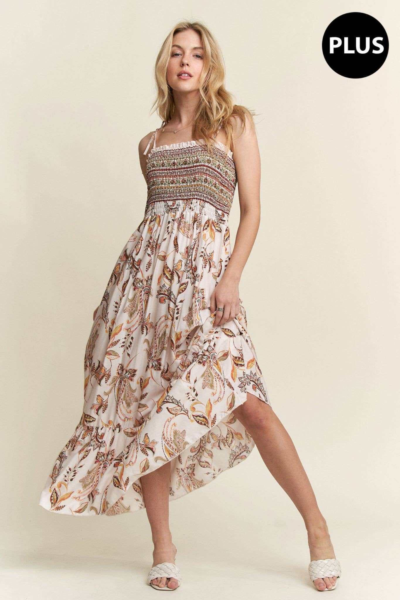 ADORA LA – Engroshandel Kjole - Dame – D7501MMX - MAXIKJOLE MED BINDESNORER VED SKULDRENE