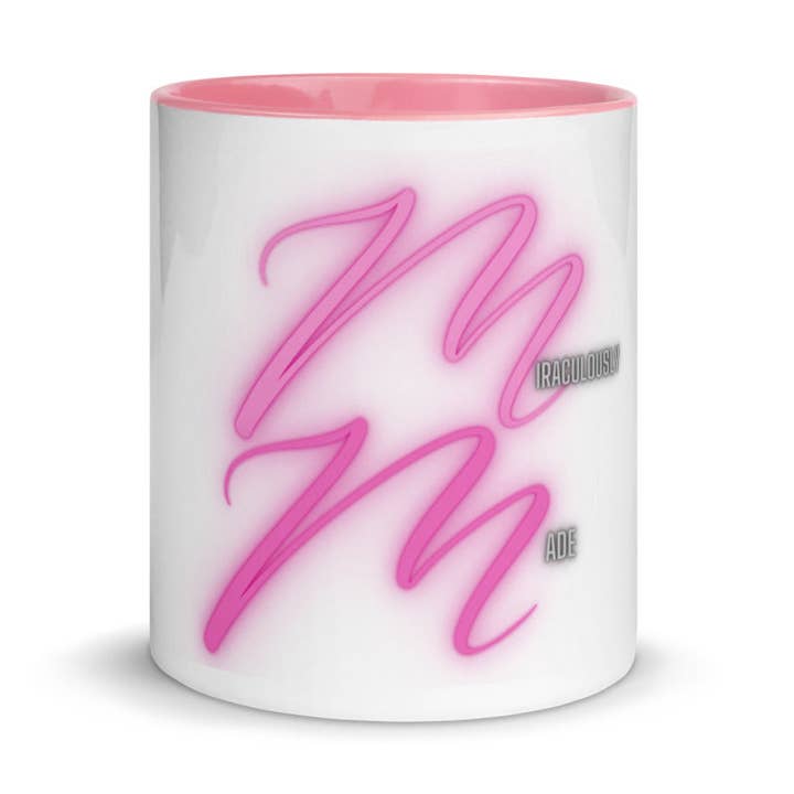 Mug « Miraculeusement Made » avec intérieur coloré pour la vente par Miraculously Made Candle Co