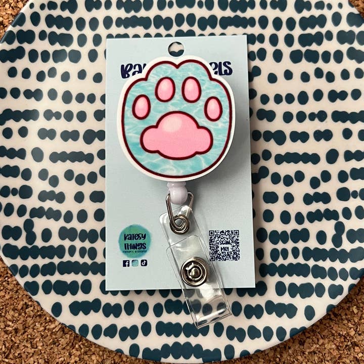 Katesy Things - Wholesale Badge Accessory - Women's - Cat Paw - Toe Beans Badge Reel0