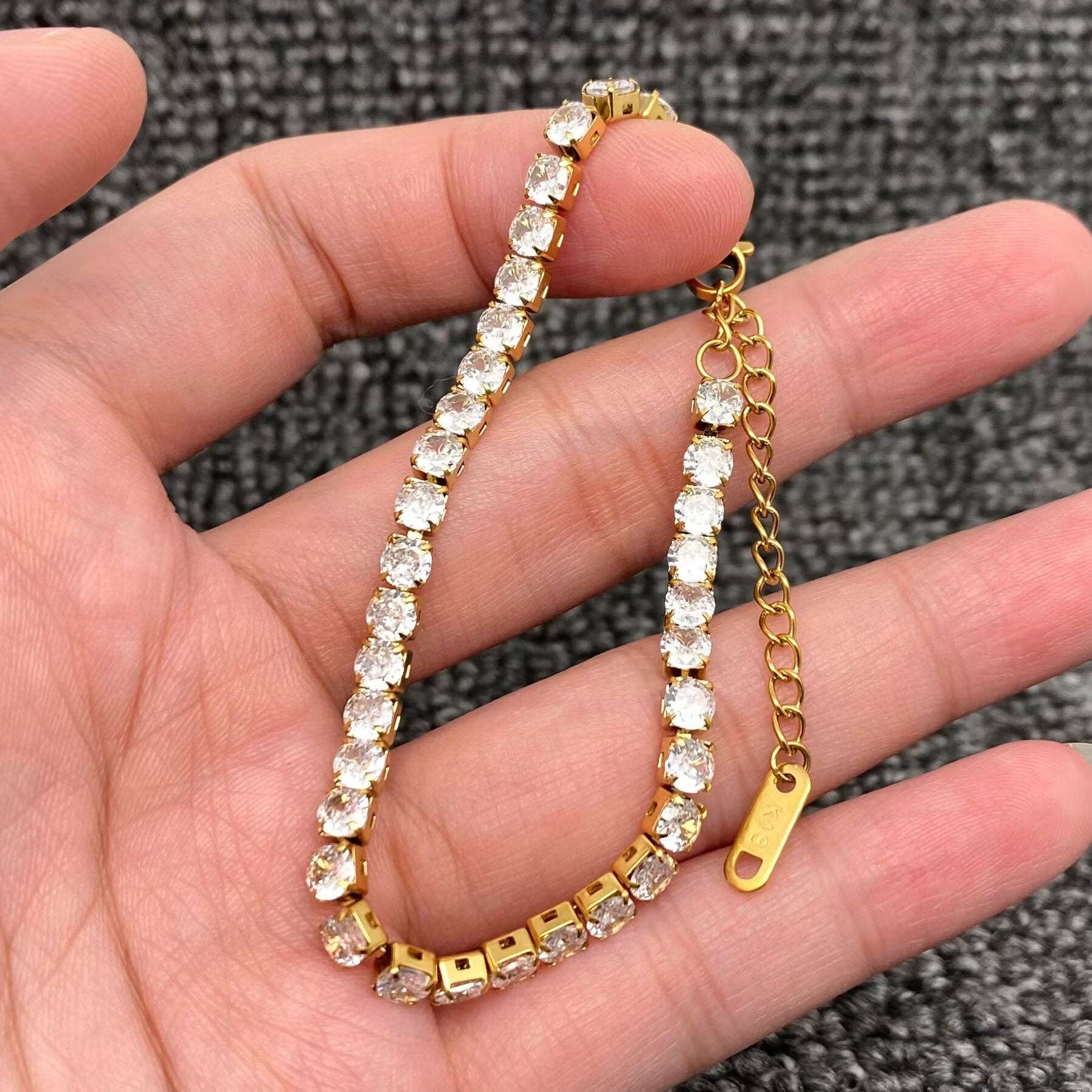 Mio Queena - Wholesale Tennis Bracelet - Sparkling Inlay CZ 18K Golden S.Steel Chain Bracelet - FGS2