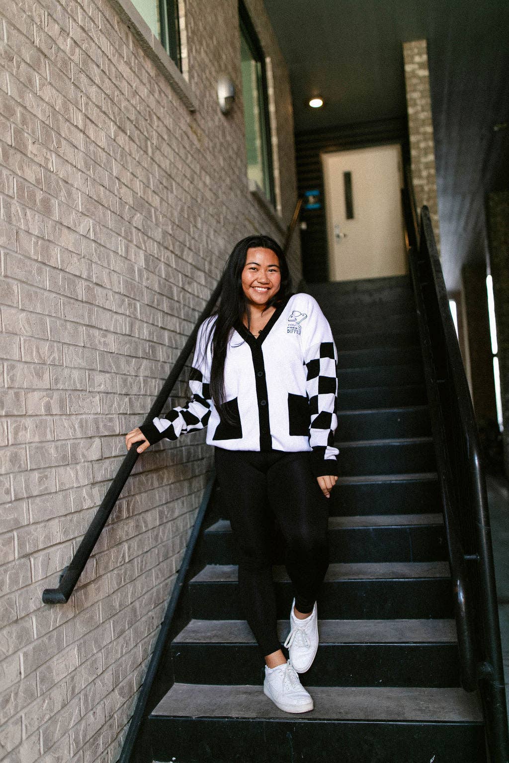 Taby Originals – Großhandel Strickjacke – Damen – TABY ORIGINAL: Free To Be Different Strickjacke (XS-5X) ***18