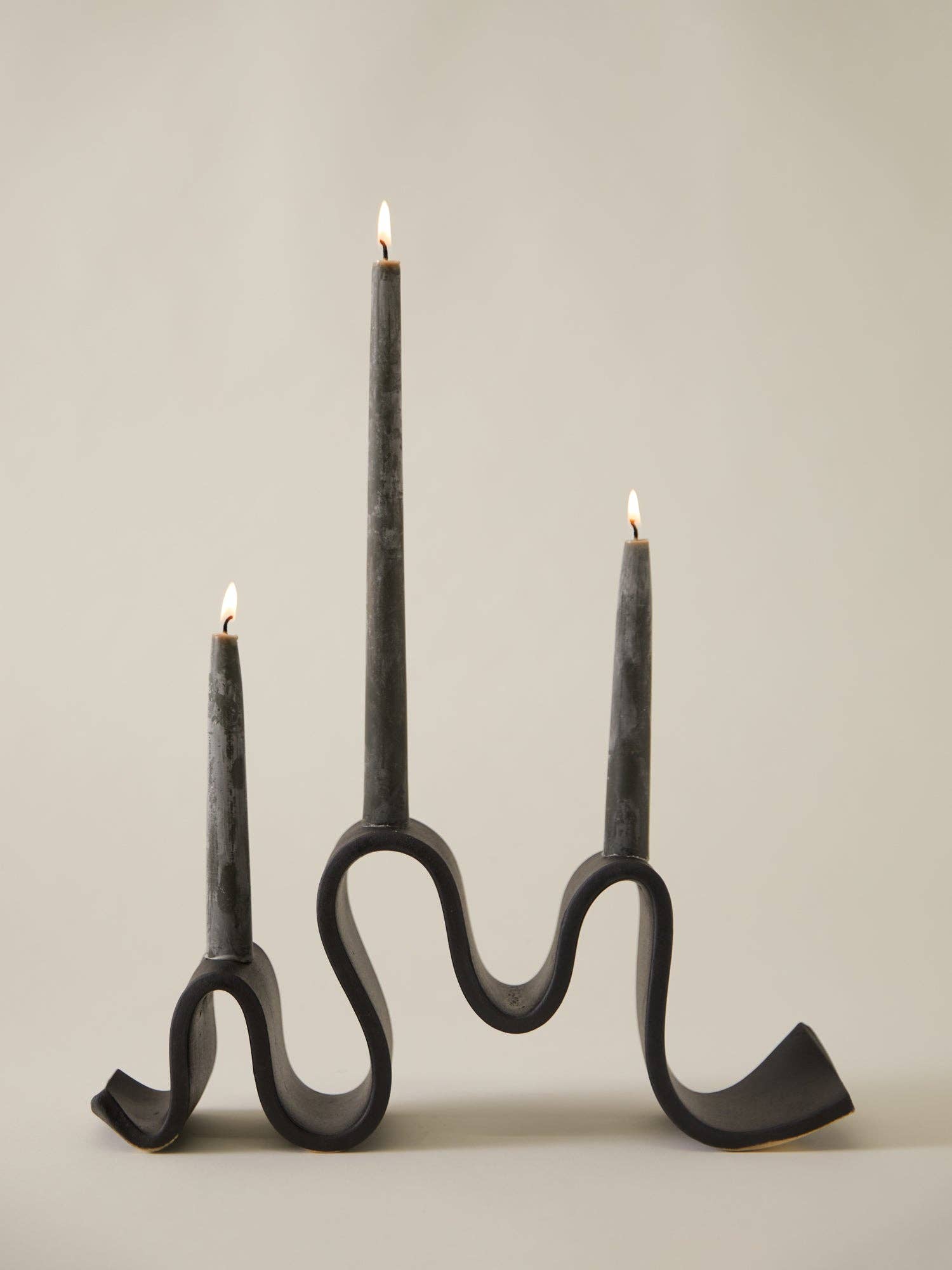 Virginia Sin - Vendita all'ingrosso Portacandele - Candelabro Wyat, nero3
