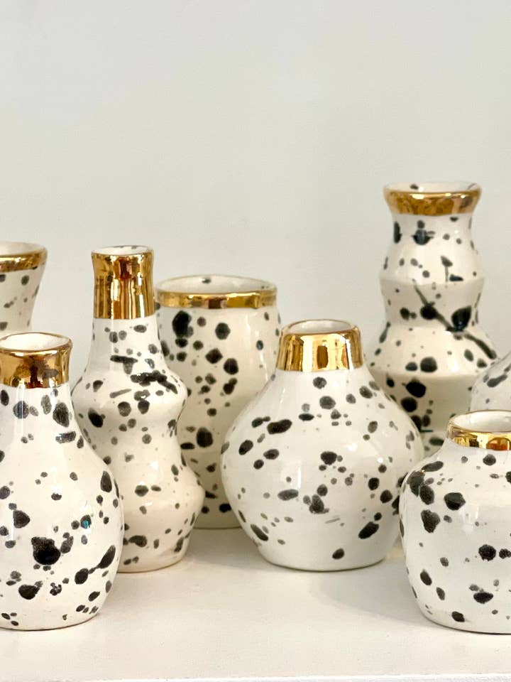 Jarrón Dalmatian Mini Bud para venta al por mayor de Leslie Ponder Studios