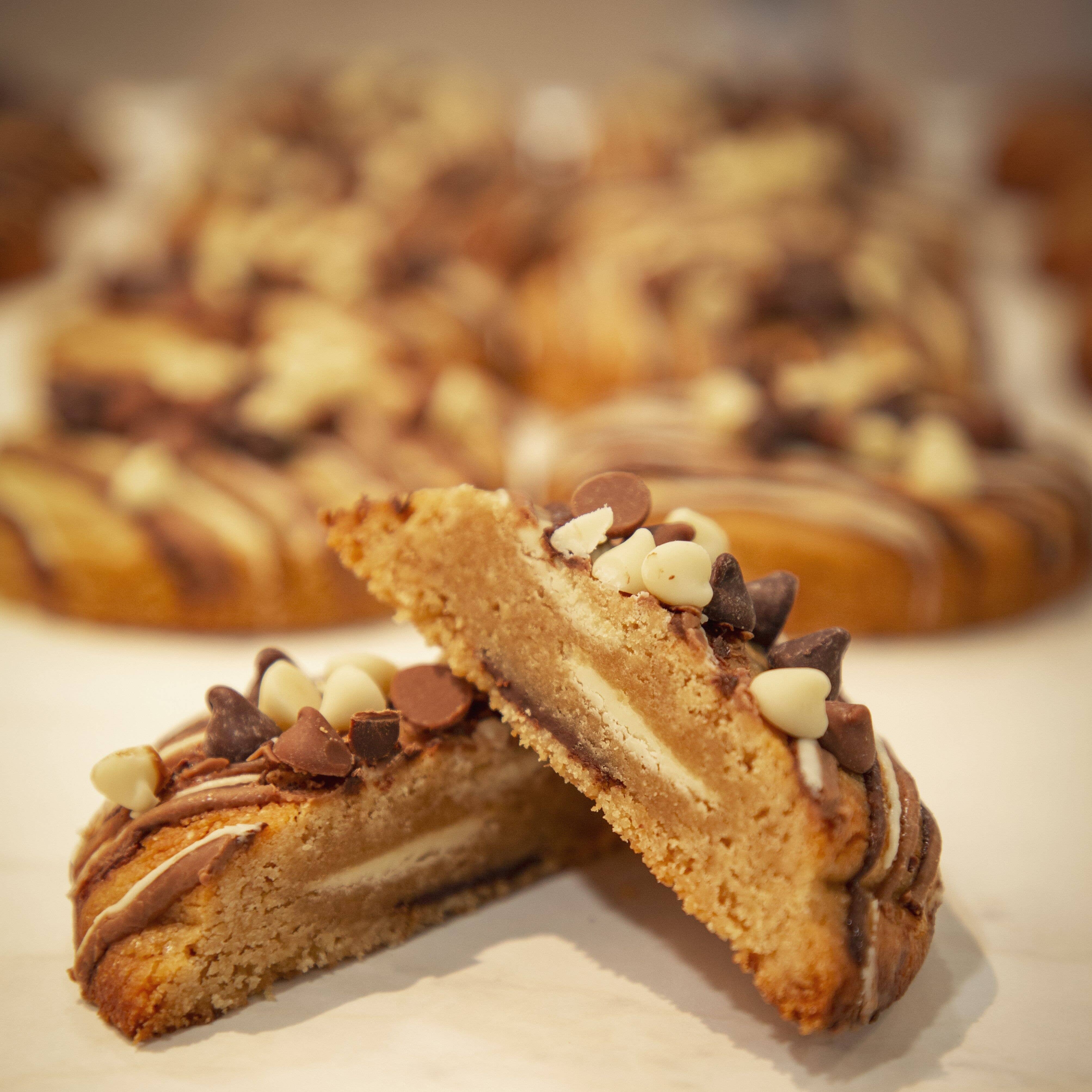 Cookiement - Wholesale Cookie - BISCUIT | MAXI COOKIE - 3 Chocolates1