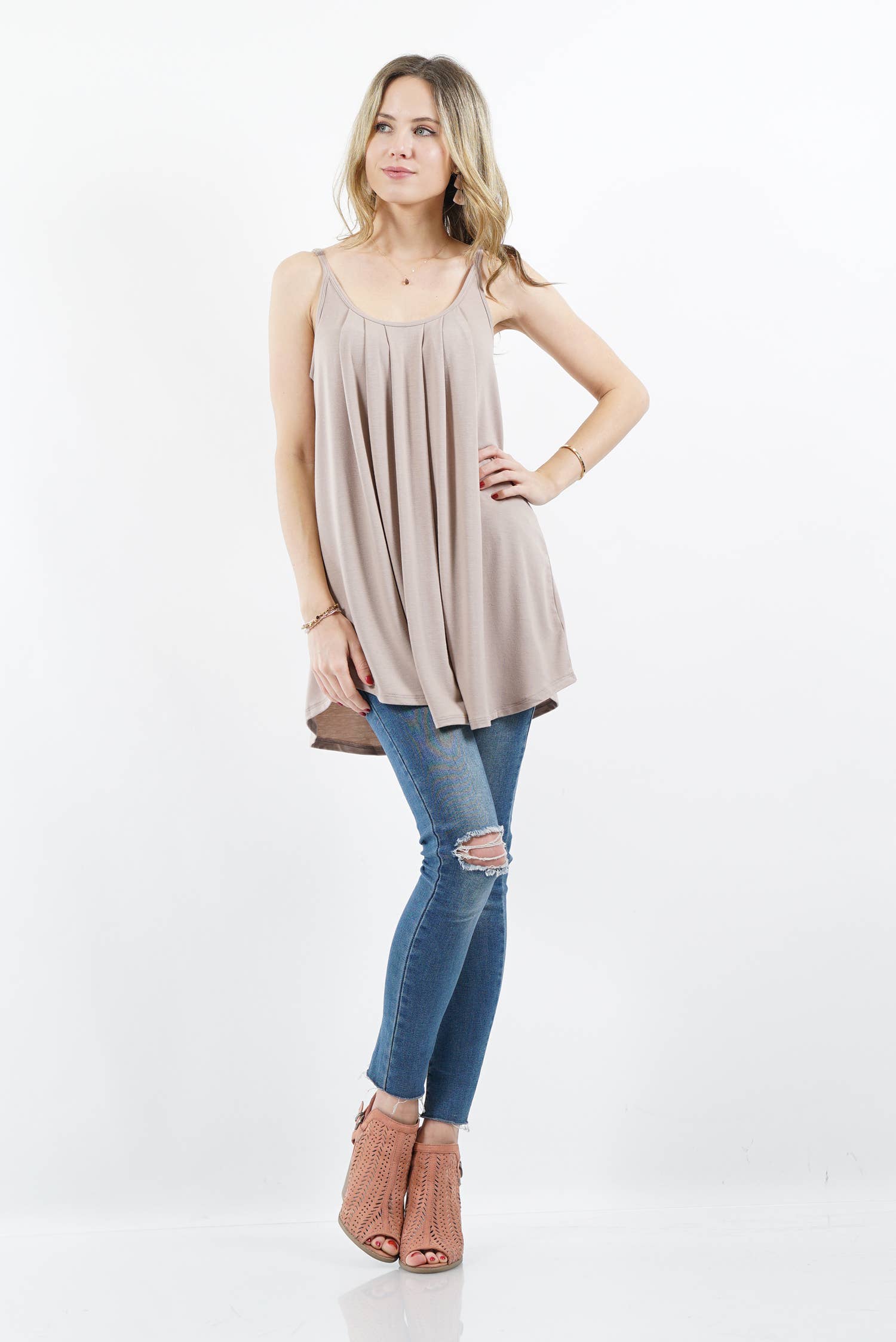 42POPS – Túnica - Mulher por atacado – CAMISOLA PLISSADA COM ALÇAS AJUSTÁVEIS0