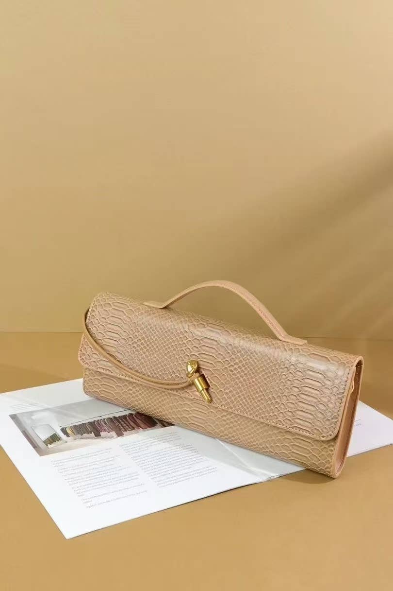 PEACH ACCESSORIES – Bolsa - Mulher por atacado – Clutch trançado com fecho dourado e estampa de cobra B189320