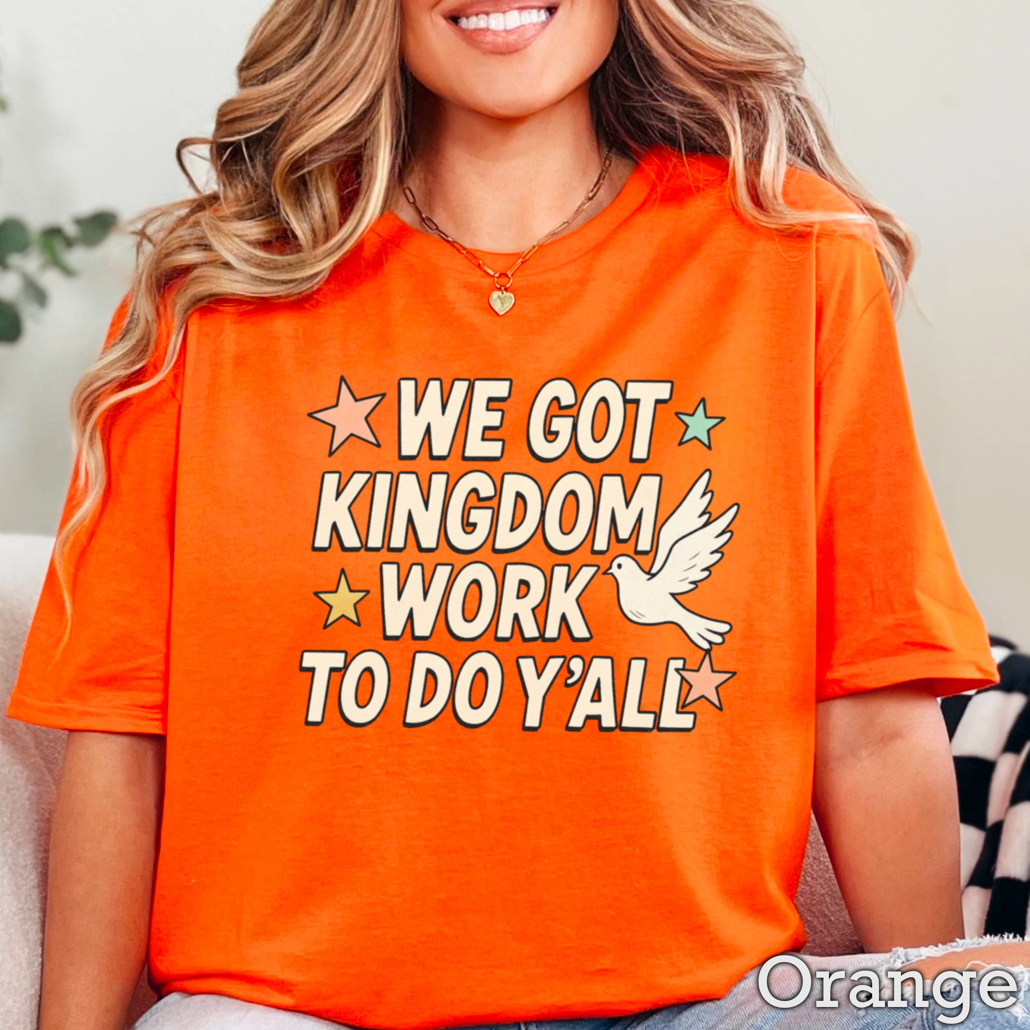 Shoppe SHC - Vente T-shirt à imprimés – femme - Nous avons du travail de royaume à faire T-shirt graphique chrétien | Gildan23
