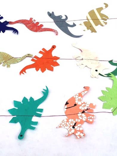 5ft Paper Garland, Dinosaurs for wholesale by Giftsland