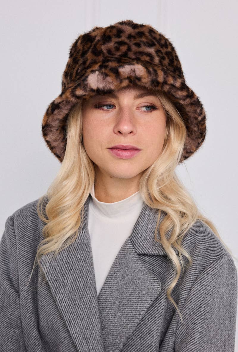 BYREN | ÉLINE L'ATELIER – Gorro - Mulher por atacado – Bob em pele falsa de leopardo MJ213SD4