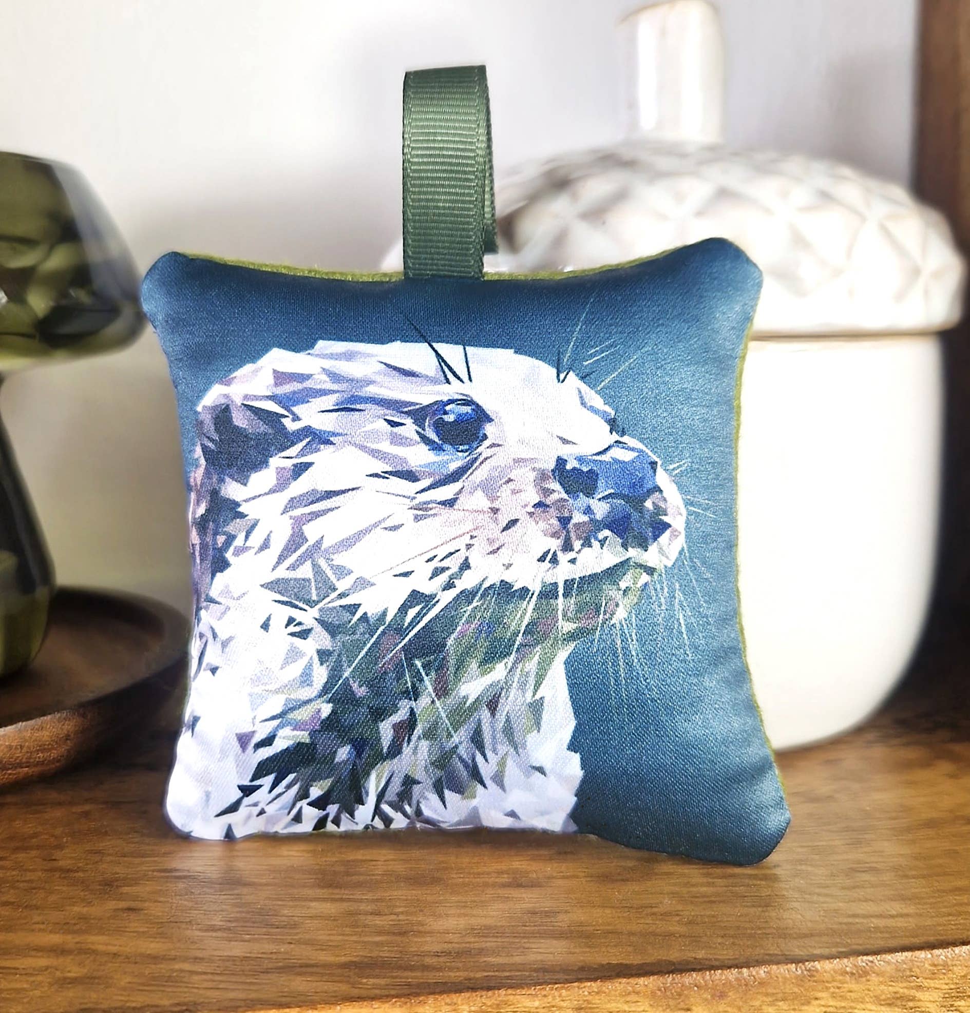Louise Jennifer Design – wholesale Sachet – OTTER handmade hanging lavender sachet 3