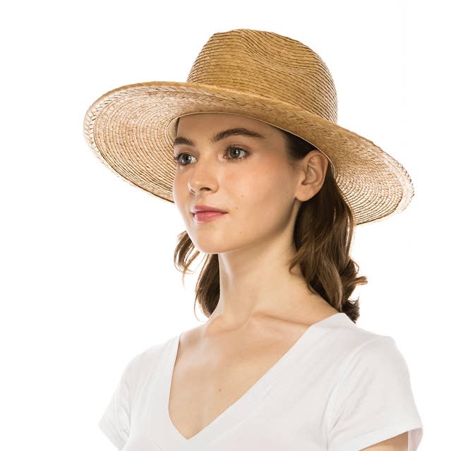 Chapeau Panama en paille de feuilles de palmier Buri fait main pour la vente par DNMC