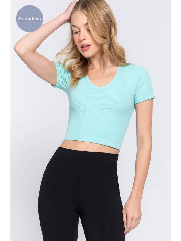 Active Basic | Active USA - Wholesale Athletic Top - Women's - Short Sleeve V-neck Seamless Crop Top