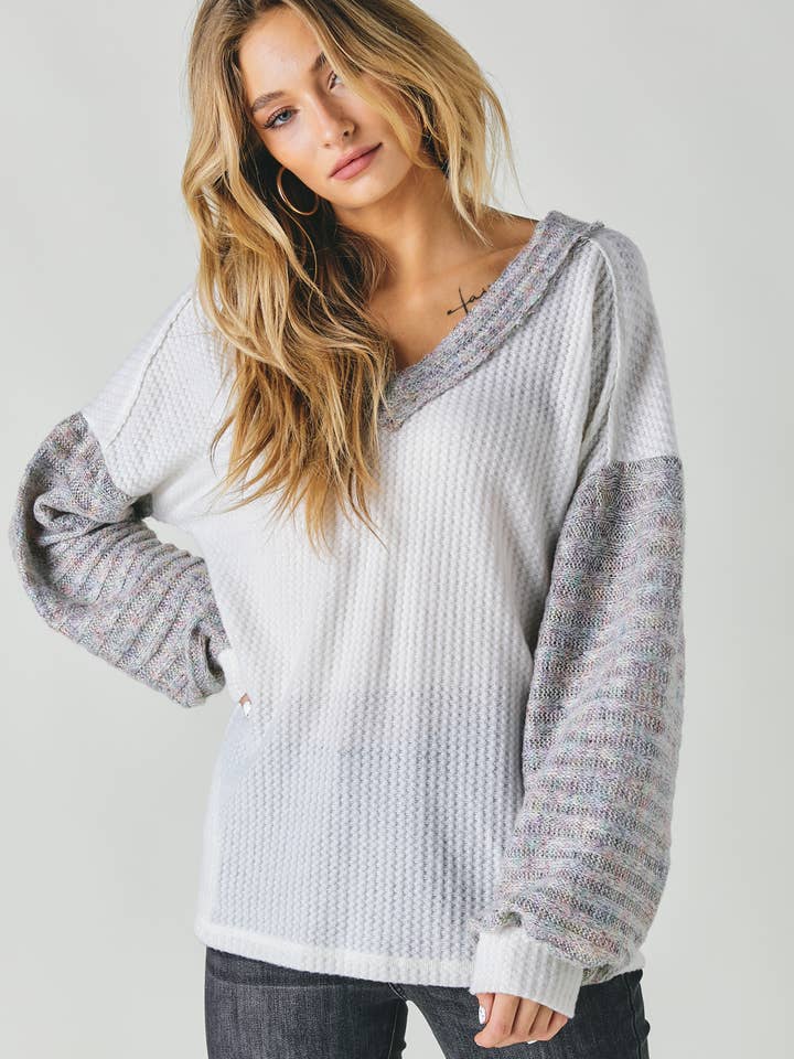 Davi & Dani - Wholesale Tunic - Women's - PLUS COLOR BLOCK V NECK LONG SLEEVE TOP1