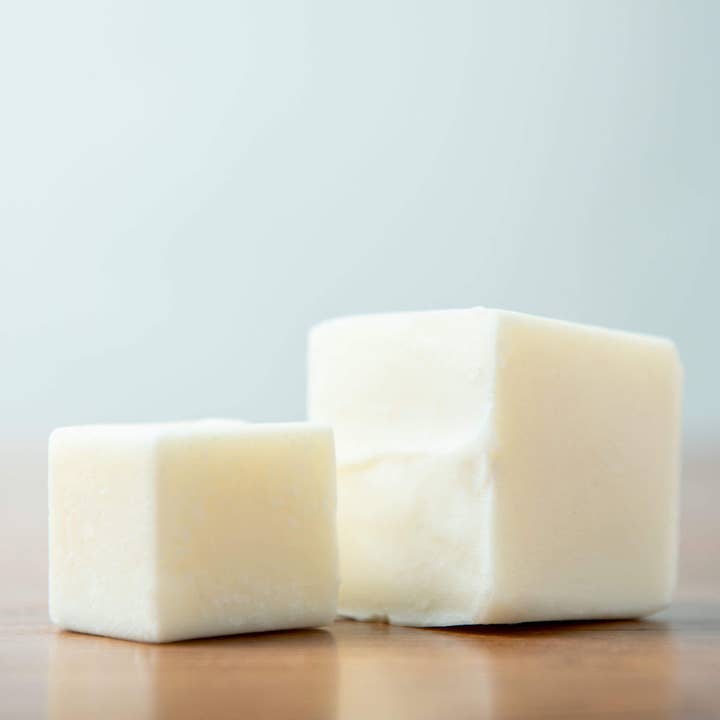 Revitalisant en Barre Coconut et Orange Douce pour la vente par Atelier Tonic