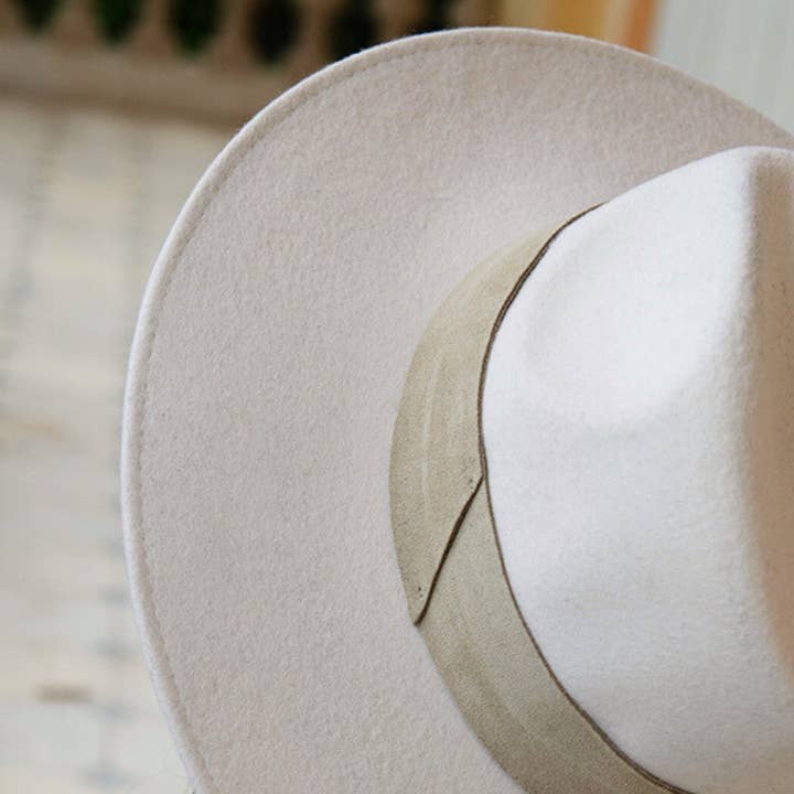 TRAVAUX EN COURS... - Wholesale Fedora - Unisex - WIDE BRIM HAT - leather braid28