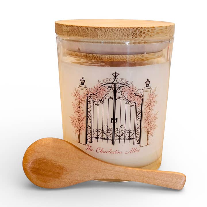 The Charleston Allée Lotion Candle for wholesale by Charleston Soy Works