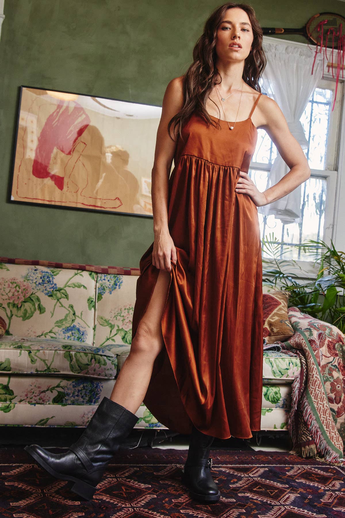 Lara Daisy - Vendita all'ingrosso Vestito - Donna - Abito midi in satin con spalline e fiocco sul retro22