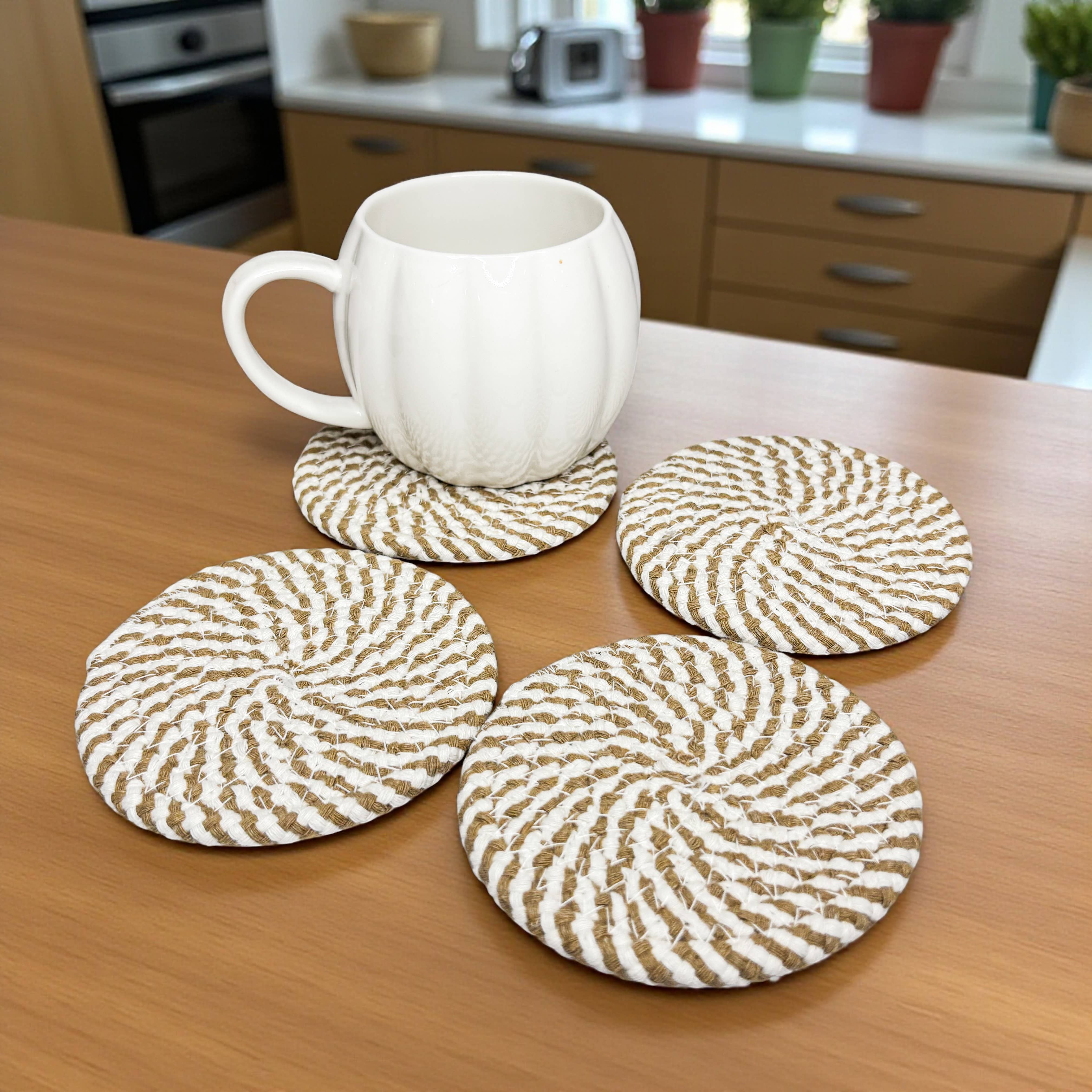 Gia Roma - Wholesale Coasters - Christmas Coasters, Red Candy Cane Braided Cotton Fabric Set76