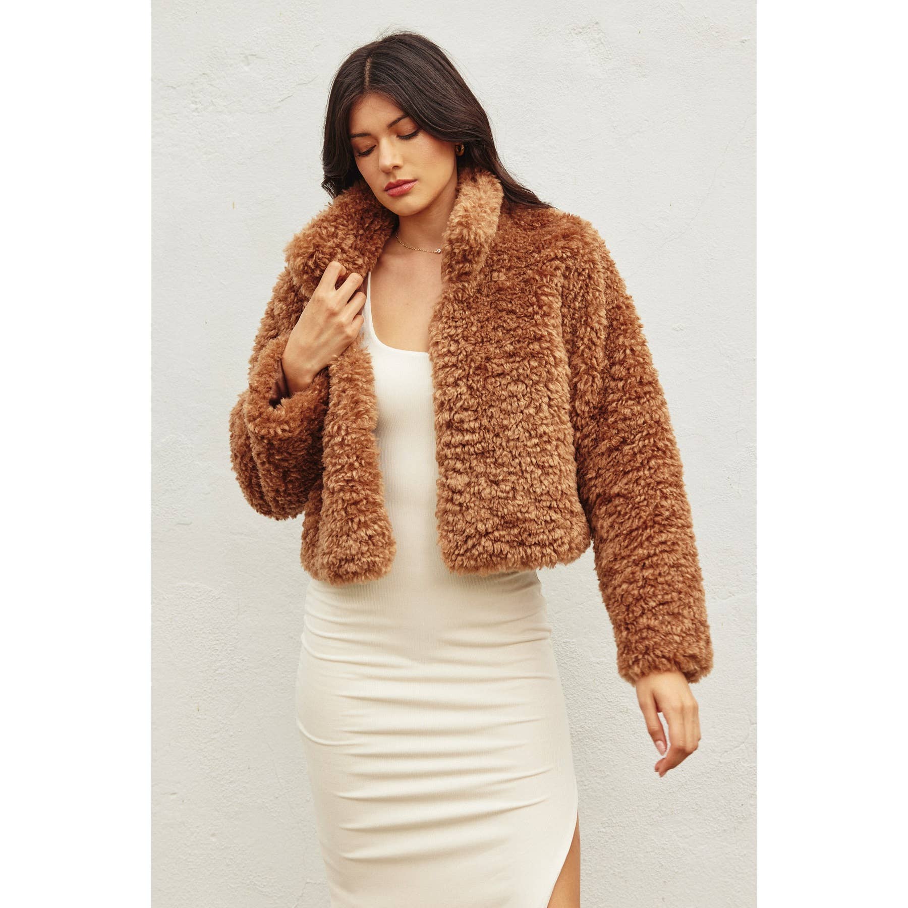 Dress Forum - Vente Veste – femme - Veste courte ouverte en peluche douce Teddy18