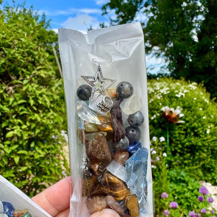 Elf Kendal Hippies - Wholesale Spiritual Stone/Crystal - Crystals confetti Christmas fairyland stones 20g bag of gems6