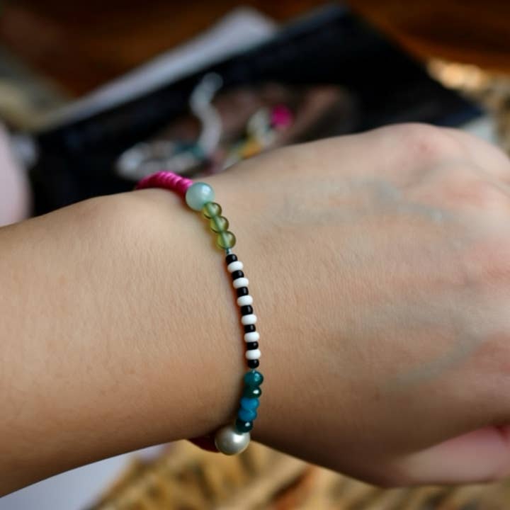 Farbstation Armband für den Großhandel von Jen Hough Designs